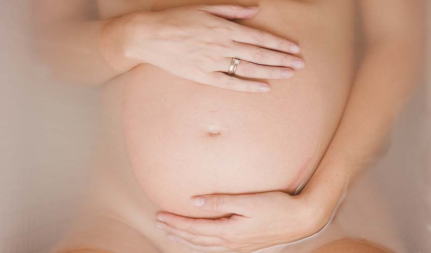 accouchement dans l'eau