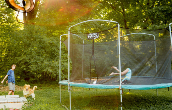 creer-une-aire-de-jeu-de-reve-pour-vos-enfants-dans-le-jardin-