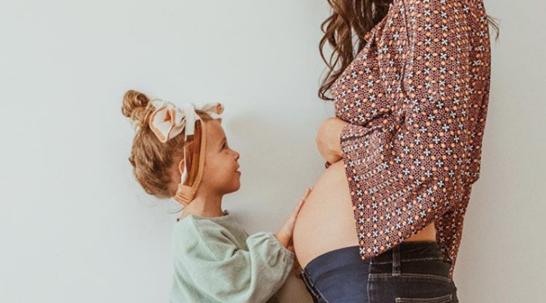 Le Cauchemar D Une Future Maman Top 6 des idées cadeaux de fête des mères pour une future maman - Terre
